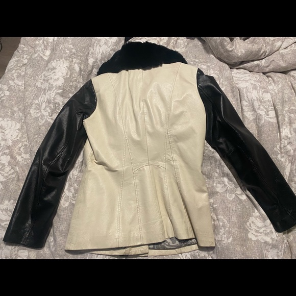 Off white danier leather jacket with rabbit fur - Picture 2 of 3